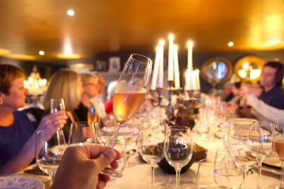 Jantar de grupo nas Casas do Côro